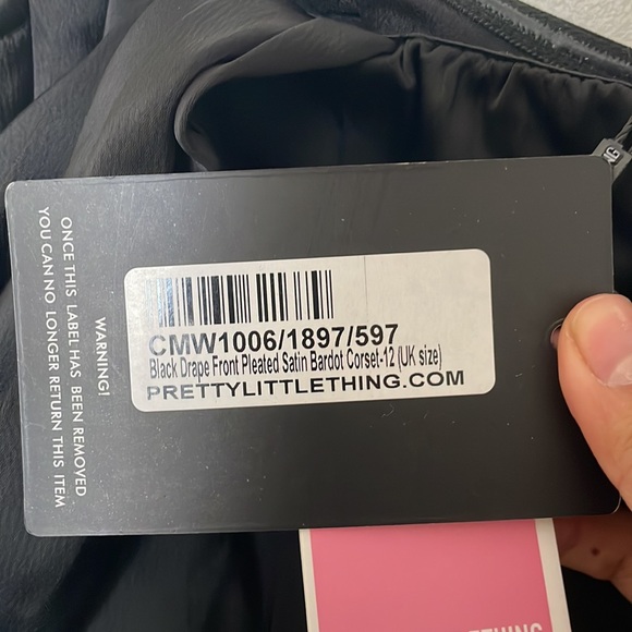 NWT Pretty Little Thing Top - Picture 2 of 3